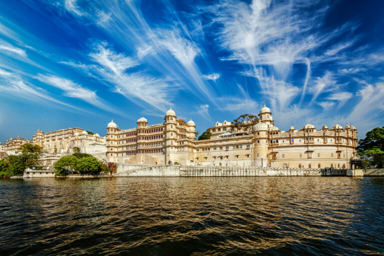 city-palace-udaipus-rajasthan